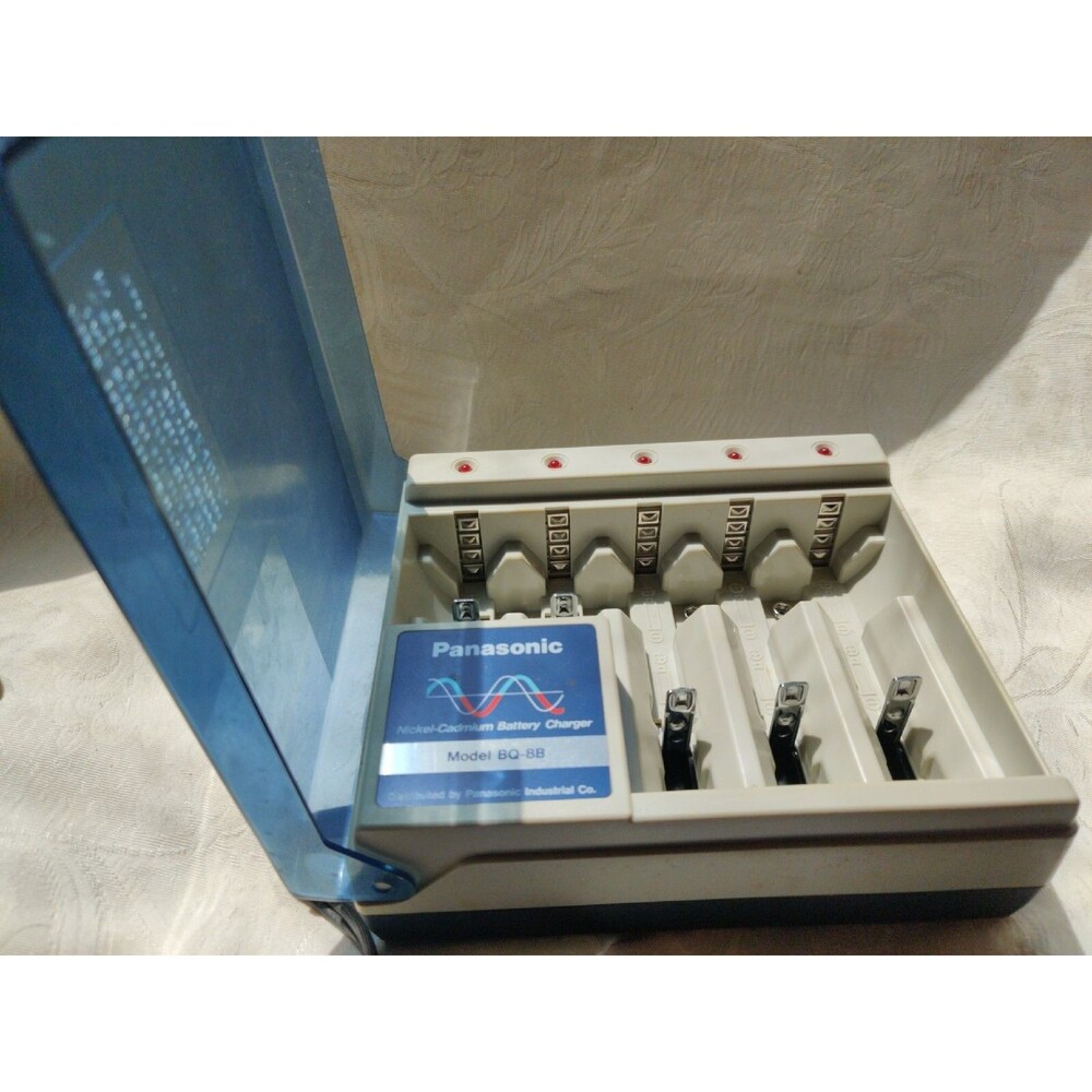 Panasonic VTG Rechargeable Nickel-Cadmium Battery Charger Model: BQ-8B Tested